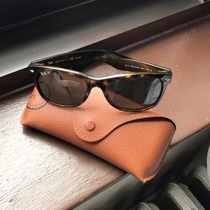 Polarized New Wayfarer Ray-Ban sunglasses